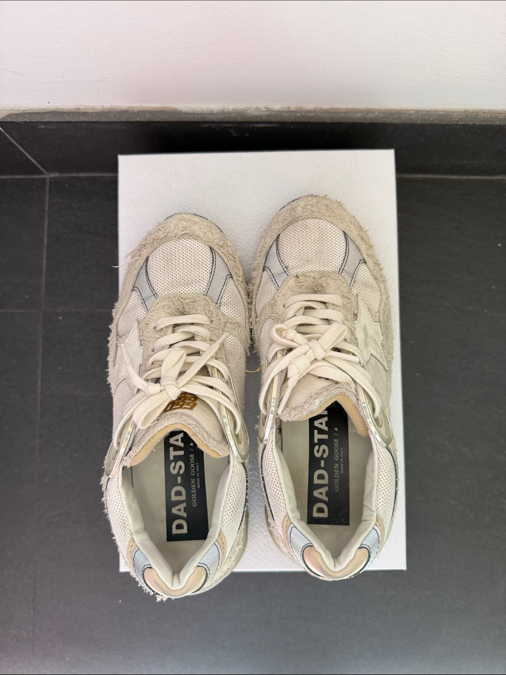 Golden Goose Deluxe Brand Women’s Dad Star Sneakers in white / grey, size 35 - Picture 2 of 13
